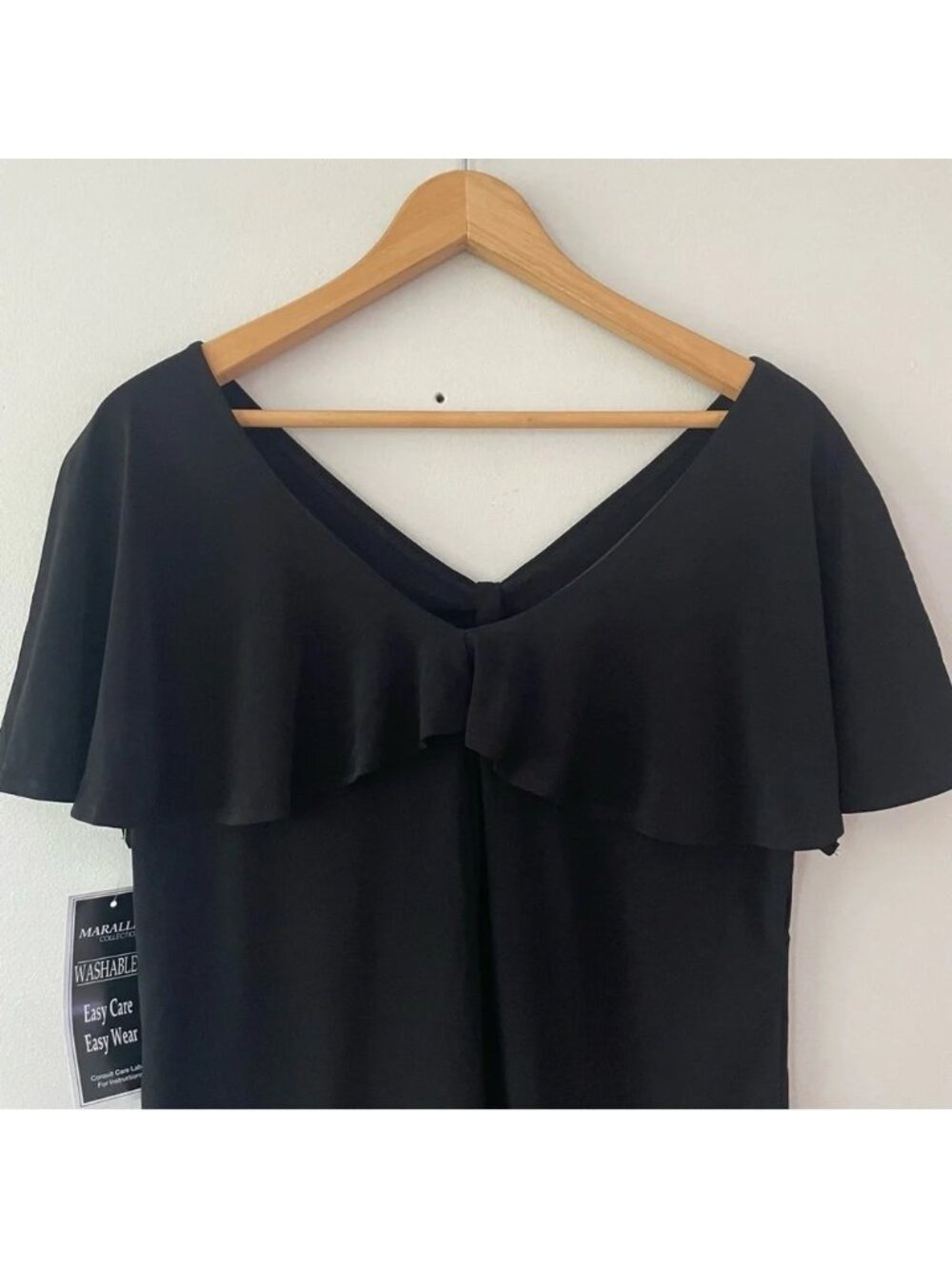 NEW Marallis Black Stretch Flare Sleeve Top - Large - Picture 4 of 5